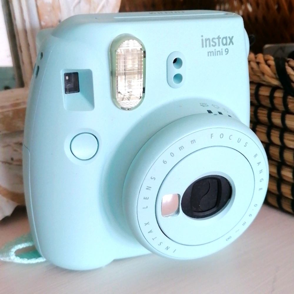 Fuji film instax mini 9
